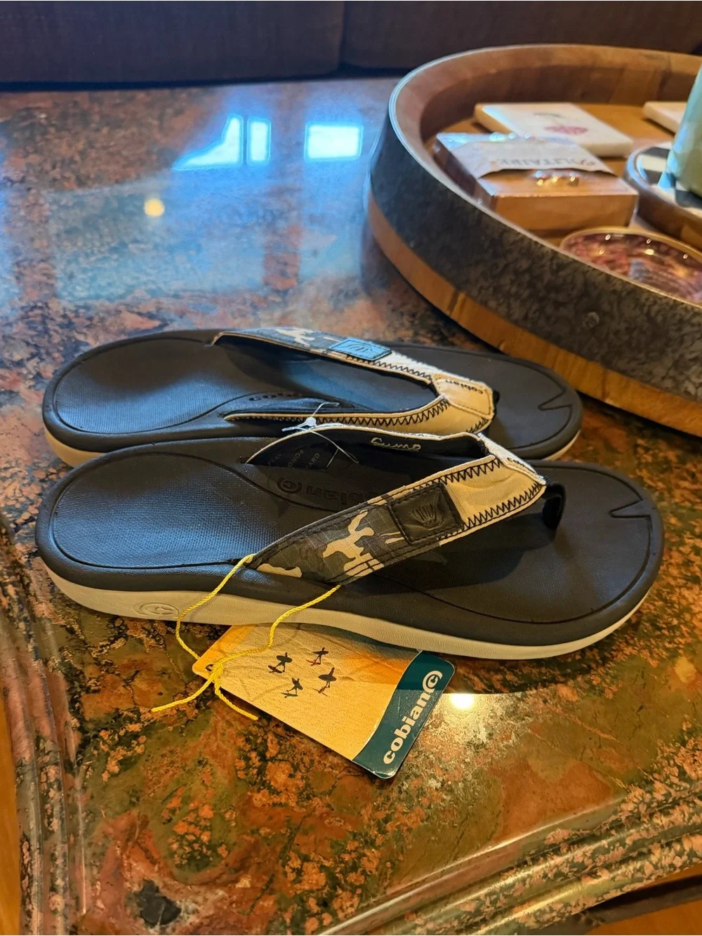 COBIAN men’s SUMO LP Thong Sandals